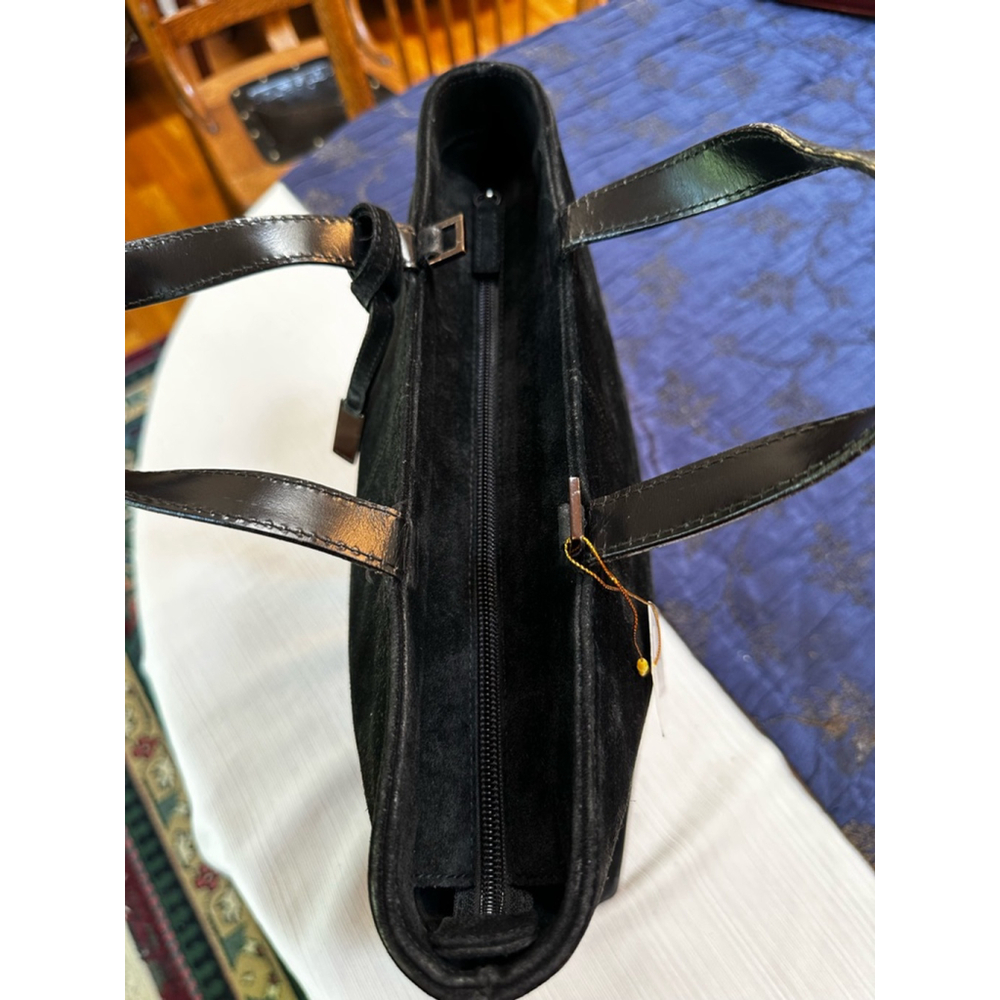 Gucci Black Suede Large Tote w/ Crossbody Strap - Picture 3 of 16